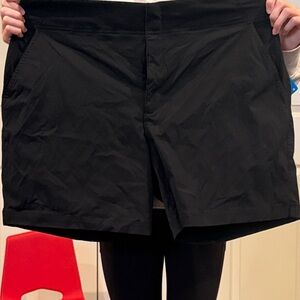 Columbia Women's Black Cargo Shorts